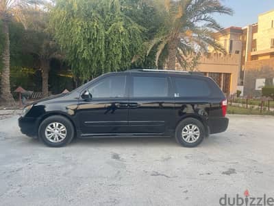 Kia Carnival 2012