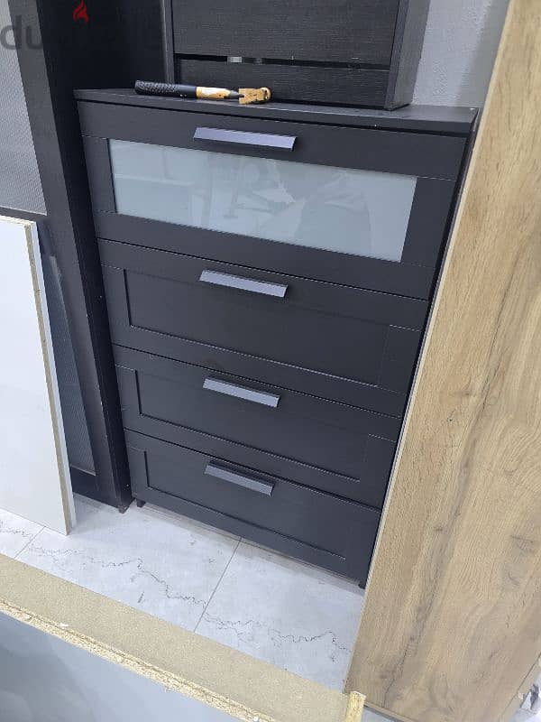 furnitures for sale contact WhatsApp only free delivery 6