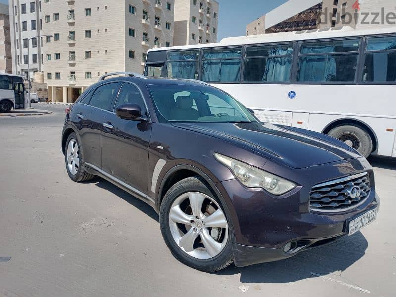 Infiniti /FX35 2010 full option, everything is in good condition 750kd 2