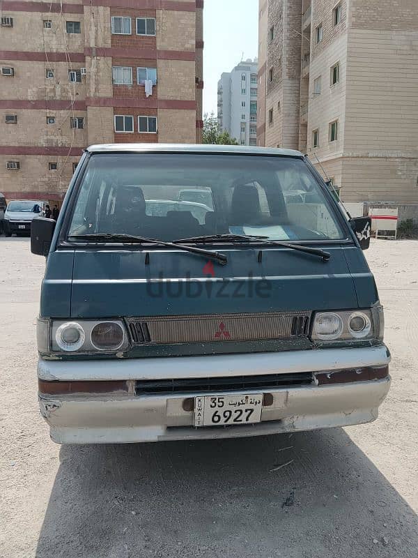 Mitsubishi Van 1998 3