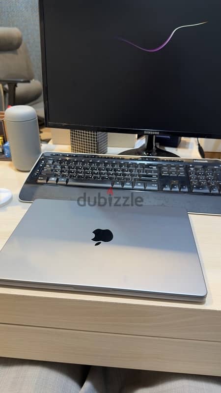 MacBook Pro 14inch M1 Pro 10 Core CPU 16 Core GPU 2