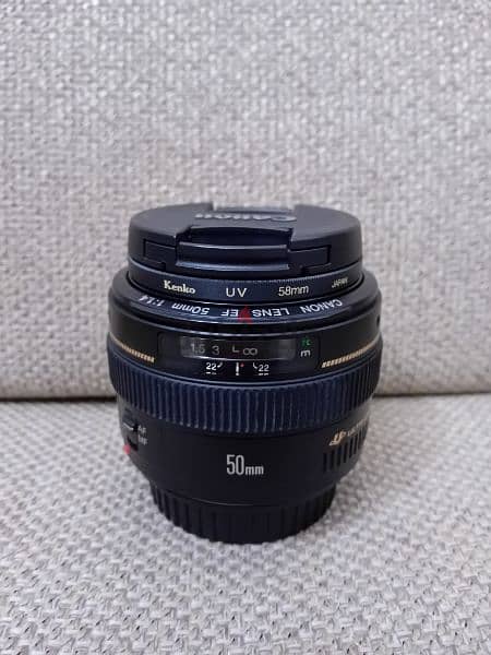 Canon EF 50mm F/1.4 0