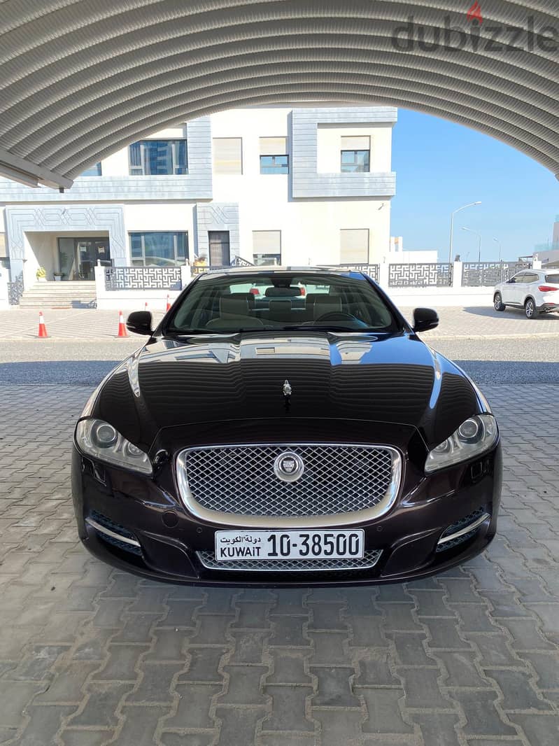 Jaguar XJ 2011 0