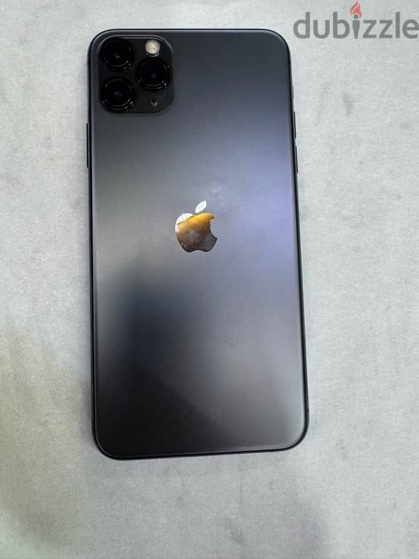 ‏Sale: iPhone 11 Pro Max 2