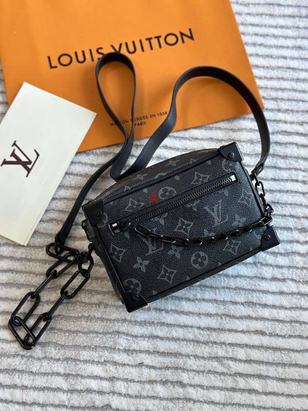 LV men side bag 0