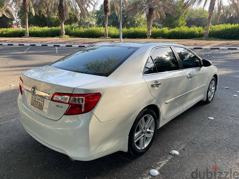 Toyota Camry Glx 2014 1