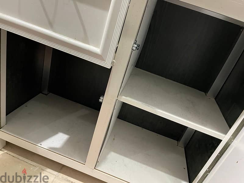 Kitchen Cabinet/ cupboard with pantry top 0