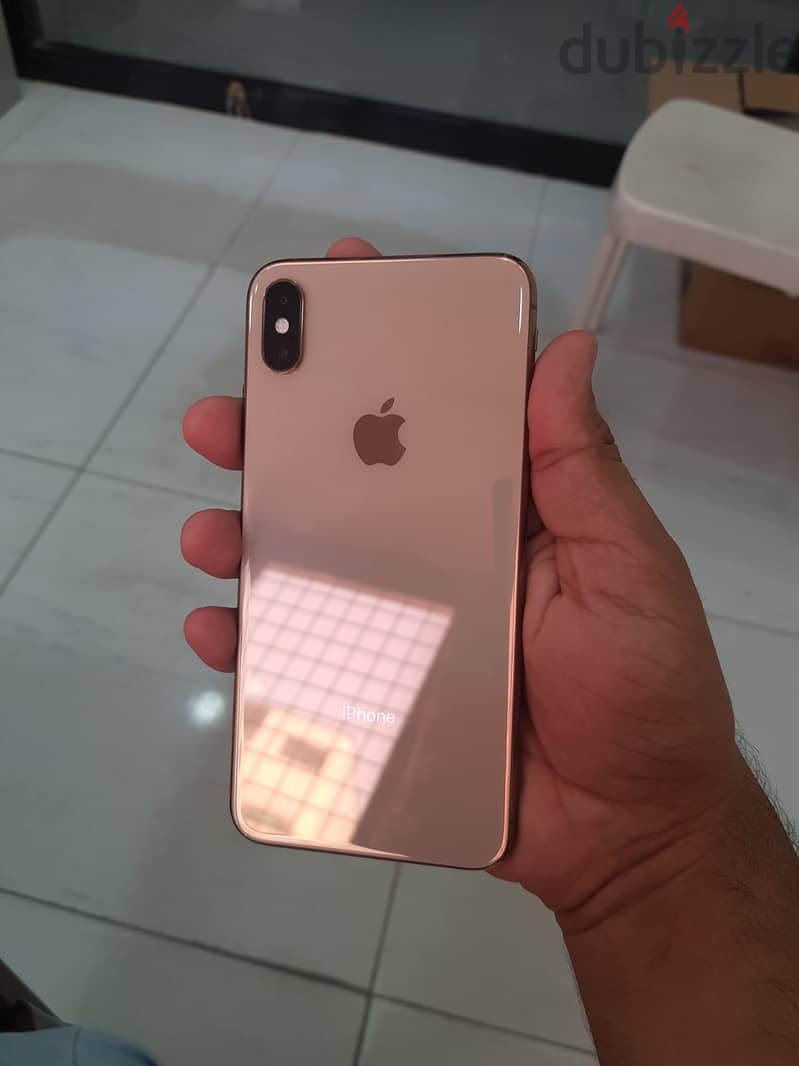 Apple - iPhone XS Max-256GB Gold 0