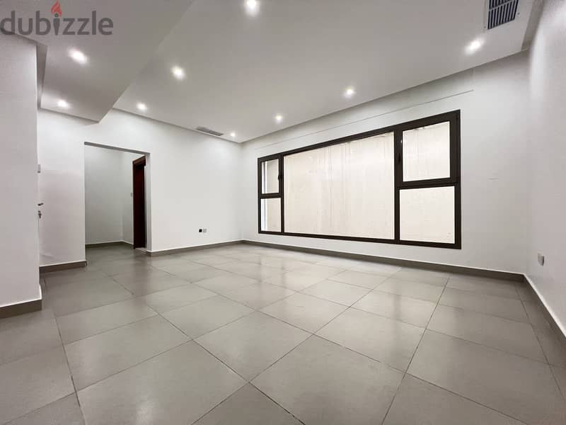 Abu Fatira - 3 master bedrooms basement floor with s. pool 6