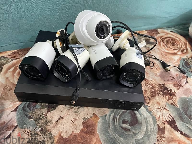 digital DVR +5 alhua camera 2