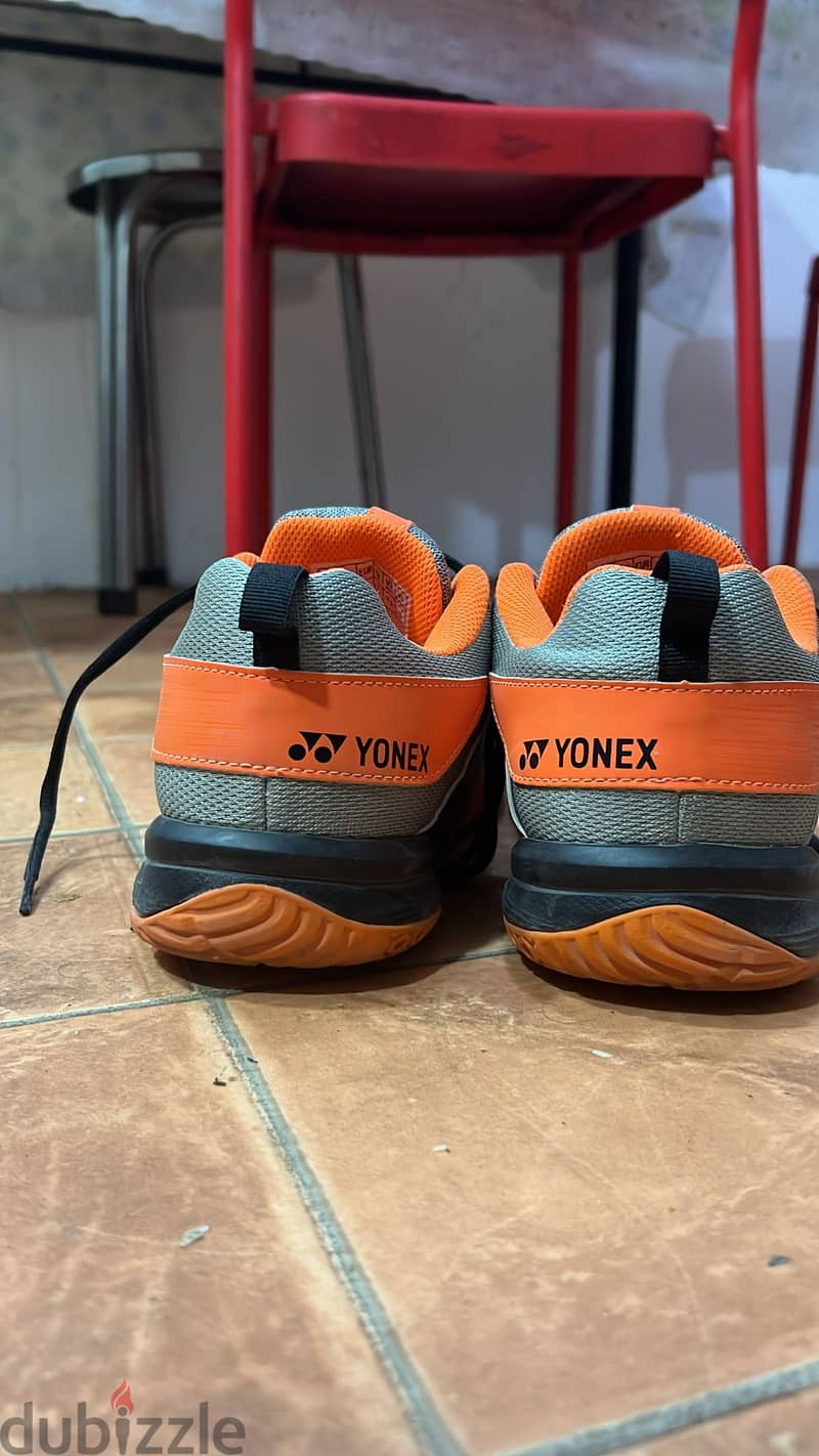 Yonex badminton shoes 0