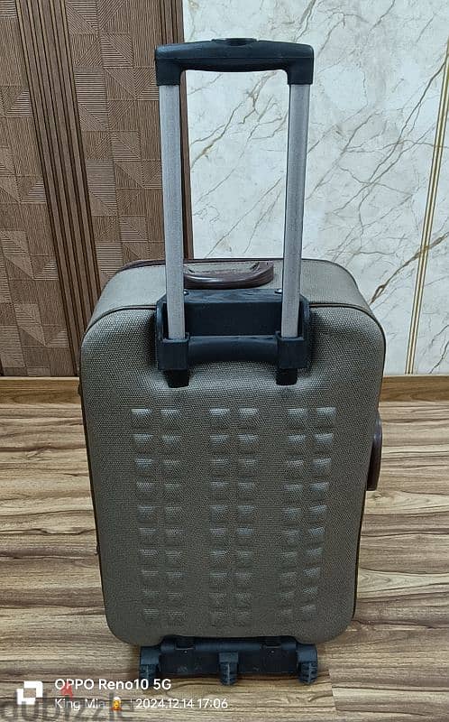 Traveling Luggage beg for Sale for just KD 3 2