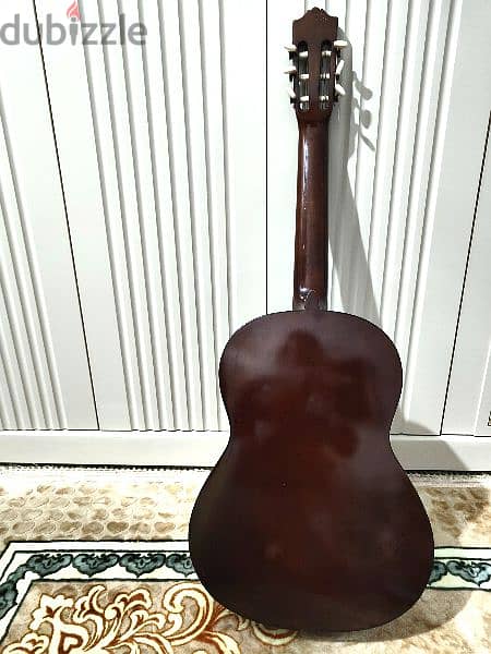 Yamaha CM40 Guitar with Case– Excellent Condition 1