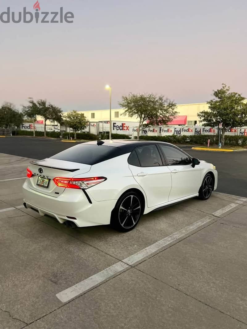 Toyota Camry 2019 XSE 2