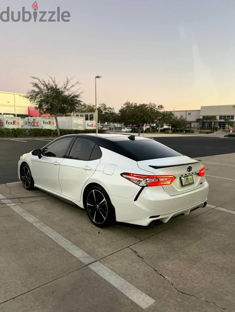 Toyota Camry 2019 XSE 4