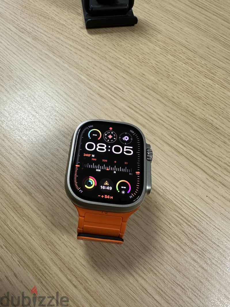 Selling Apple Watch Ultra GPS + Cellular, 49mm Titanium Case 1