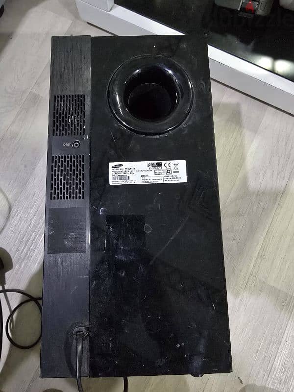 samsung soundbar subwoofer for sale 0