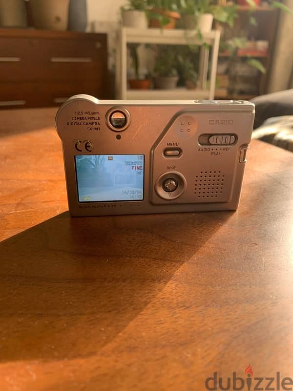 Casio exslim ex-s1 vintage digital camera good condition 2