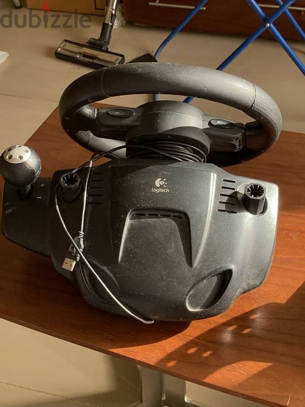 Logitech driving force gt wheel 4