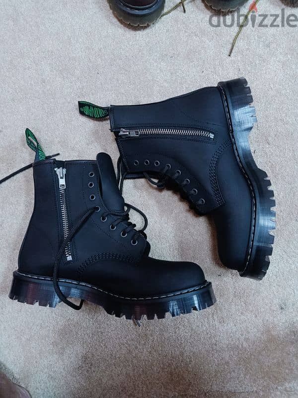 5 diffrent types of boots for sale. . . . . . . . New  condition. 7