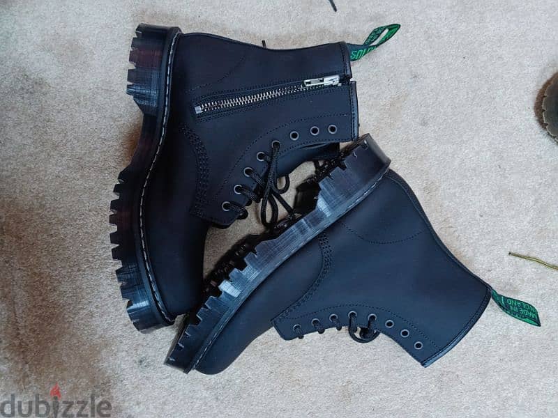 5 diffrent types of boots for sale. . . . . . . . New  condition. 10