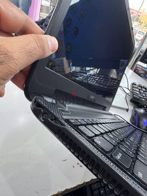 Dell i3 Ram 6Gb ssd 240gb 4