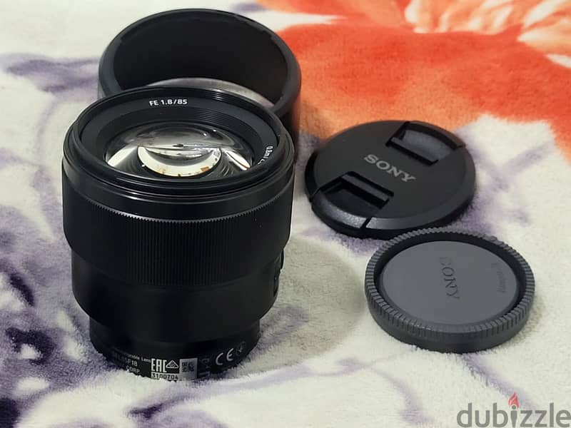 Sony 85mm f1.8 lens for sale 0