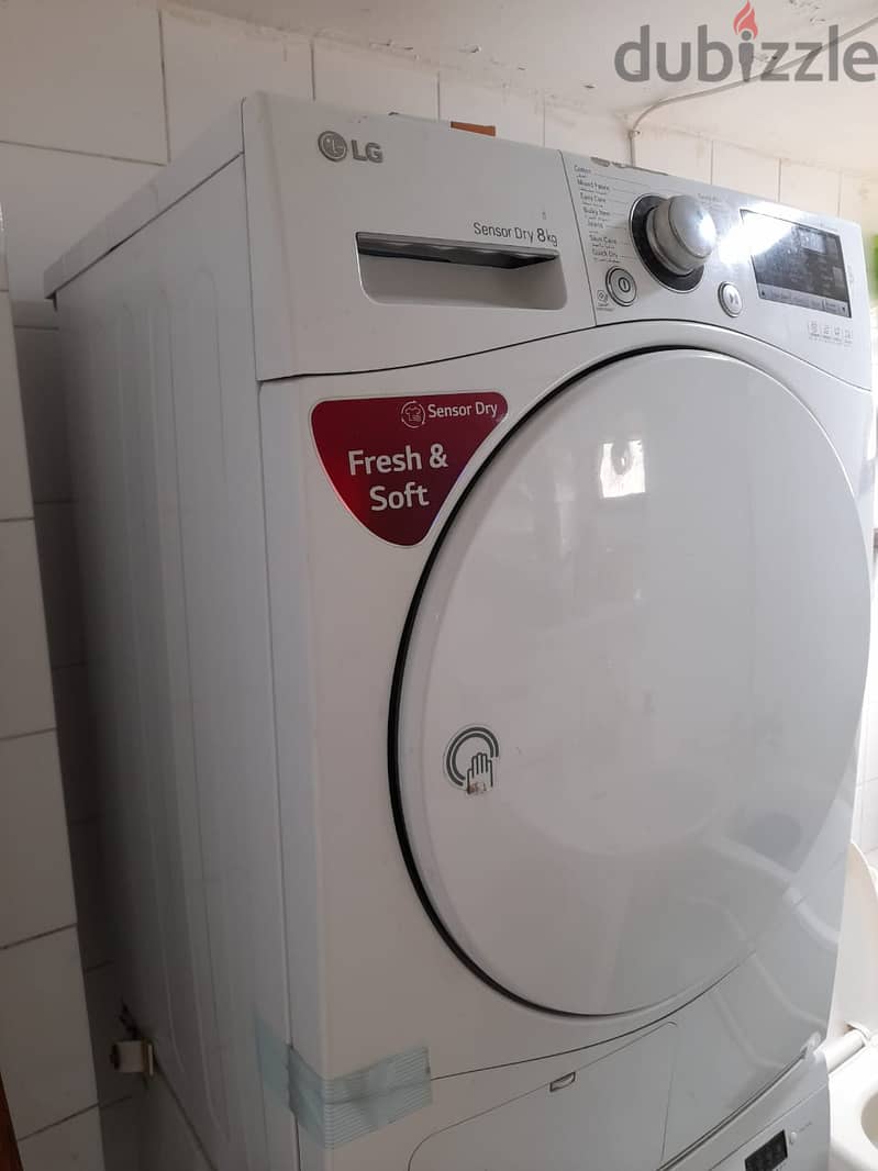 LG sensor dryer 8 KG 1