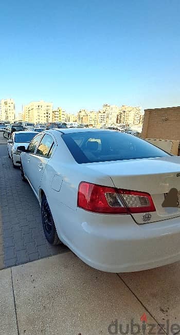 Mitsubishi Galant 2011