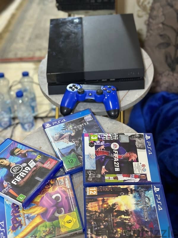 PS4 not open like new with 10 games all working good 500 gb 1