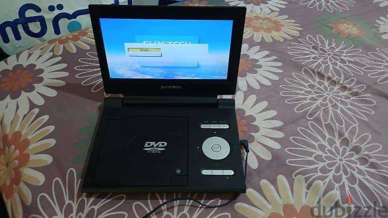 Sunstech portable rechargeable DVD Player 2