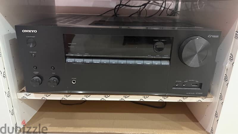 Onkyo HT R695 0