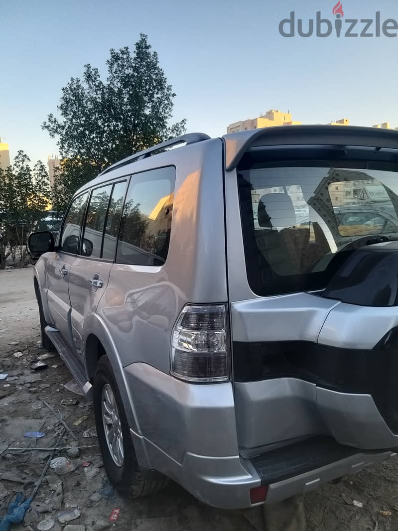 Mitsubishi Pajero 2015 3