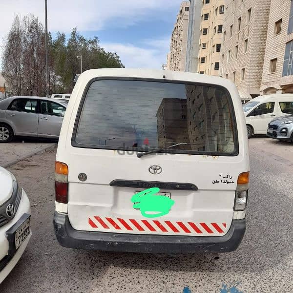 Toyota Hiace 1999 4