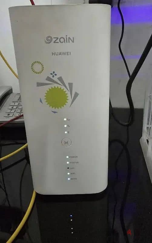 Huawei 4g blot + Zain router for sale 2