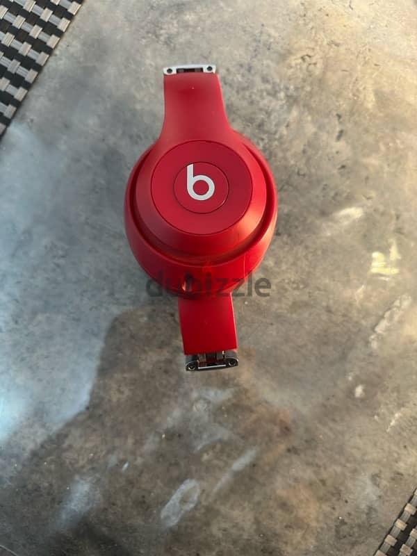 Beats Studio 3 headphones سماعه بيتس ستوديو ٣ 2