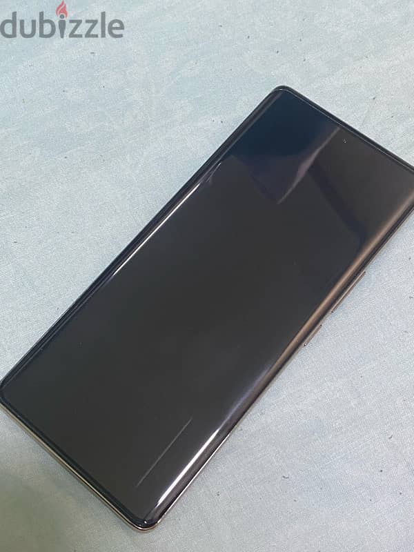 INFINIX 40 Pro Plus 5g 2