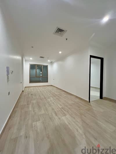 Deluxe Spacious 2 BR in Salmiya