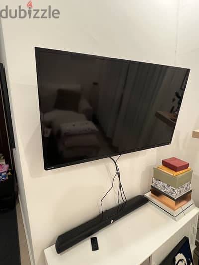 Toshiba TV and JBL soundbar - needs to be sold by Dec 24