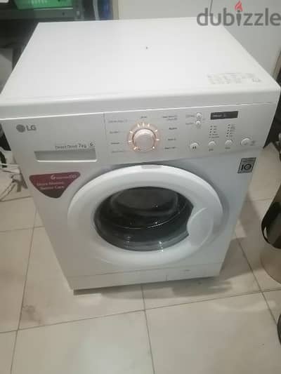 LG 7kg front load washing machine very good condition forsale mangaf 4