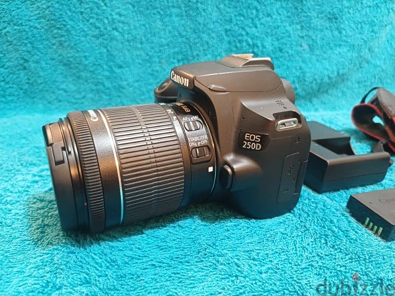 Canon 250D with kit lens 18-55mm 2