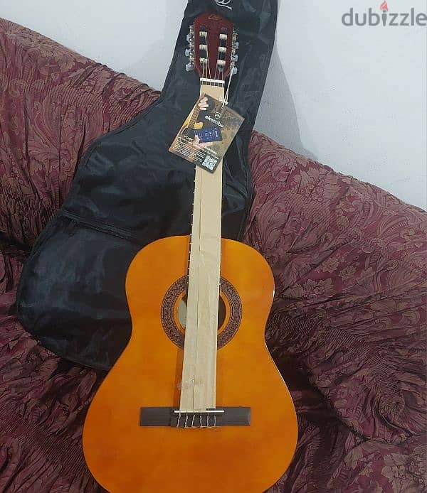 EKO Guitar 6 Strings 3/4 0