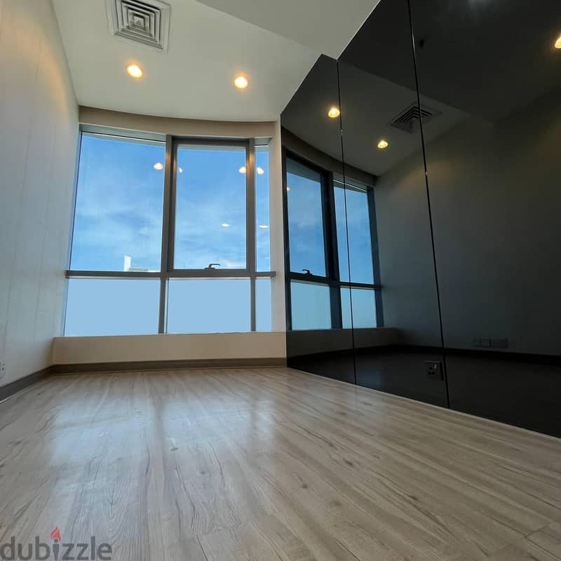 Commercial floor with sea view for rent in sharq, Block 5 1