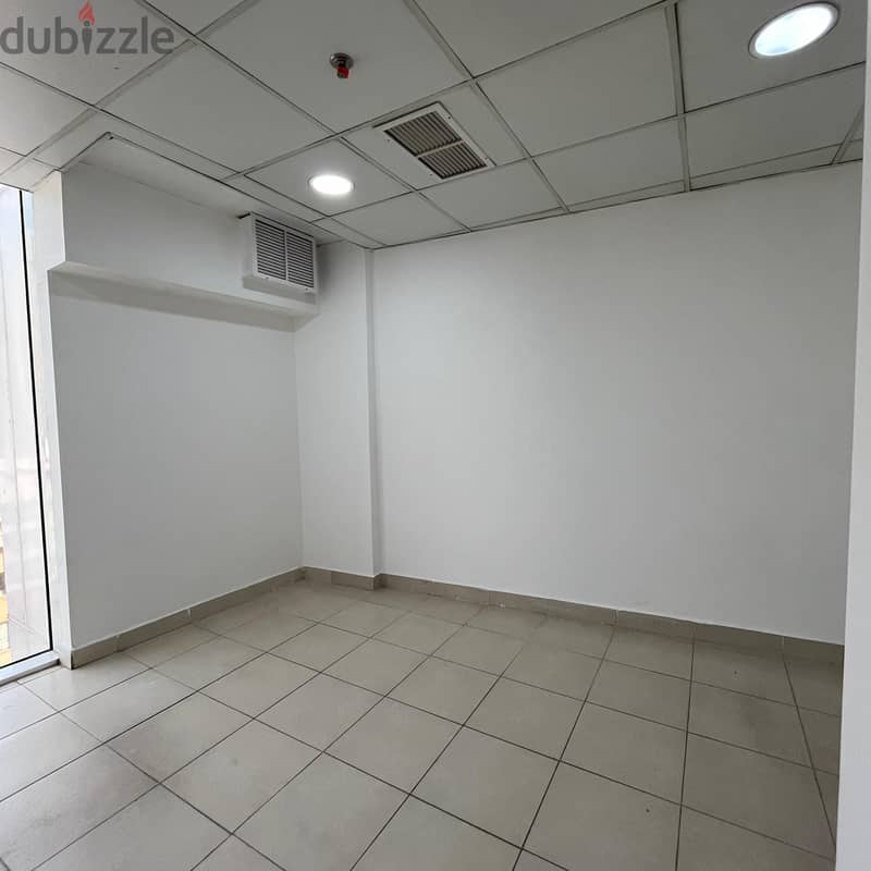 Commercial floor for rent in Al Mirqab Block 1 5