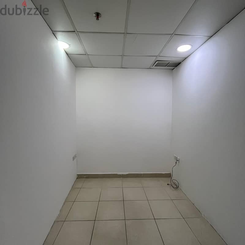 Commercial floor for rent in Al Mirqab Block 1 7