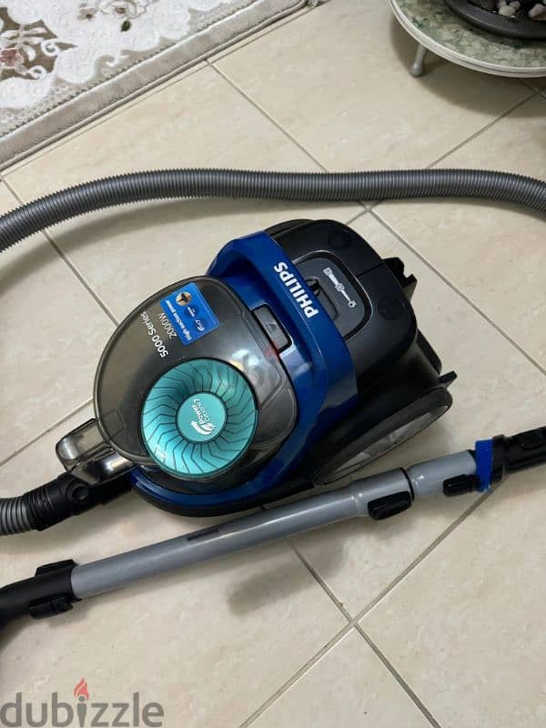 Philips 2000W PowerPro Active Vacuum Cleaner 2