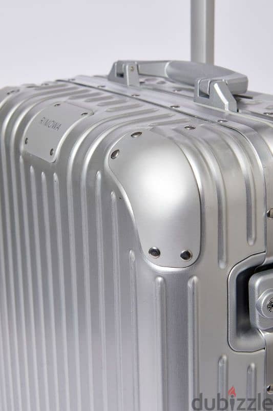 Rimowa cabin size luggage 3