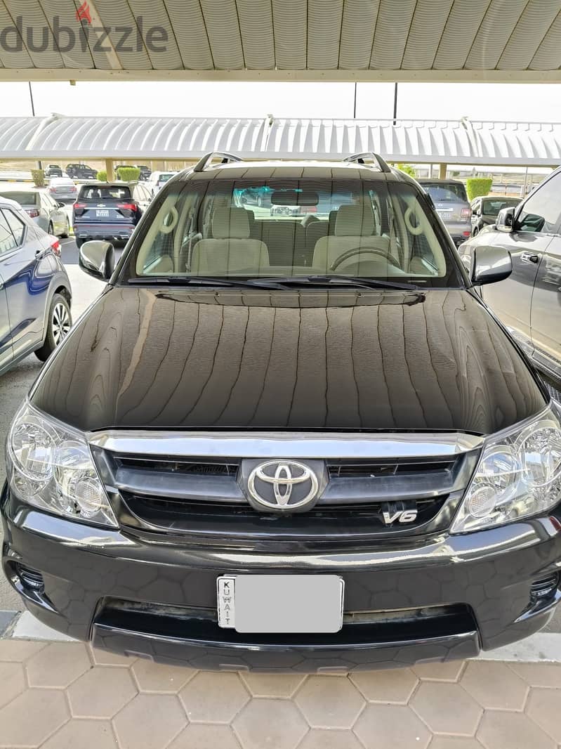 Toyota Fortuner 2006 V6 for sale 0