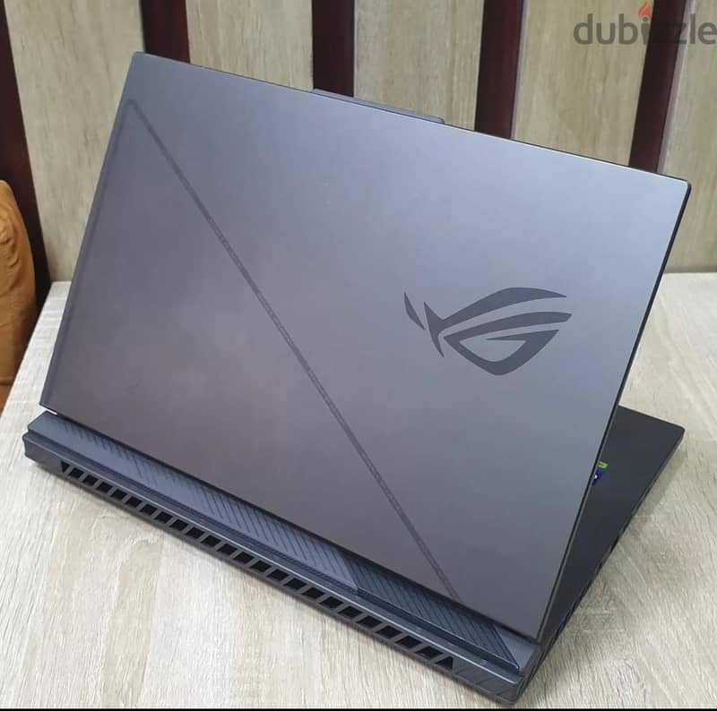 ROG STRIX 1