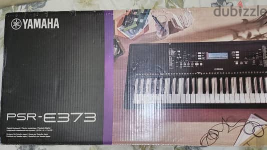 Yamaha PSR-E373